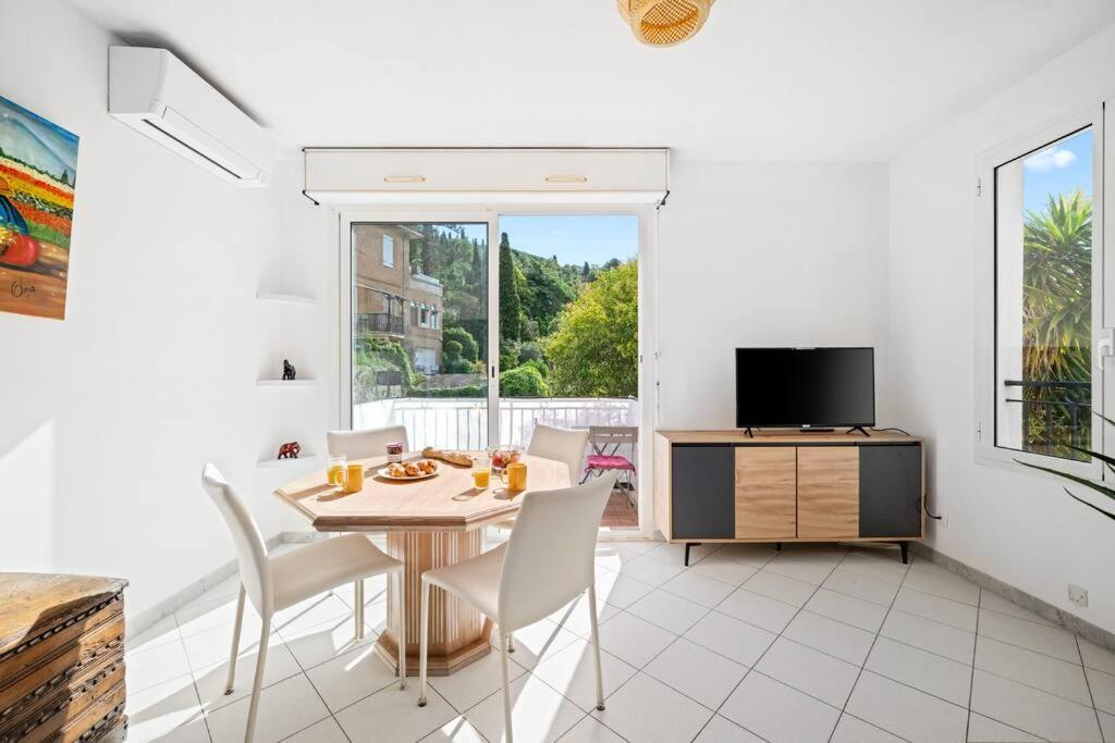 La Villa Julia - Calme - Spacieux - Parking Prive - Climatisation Menton Exterior photo